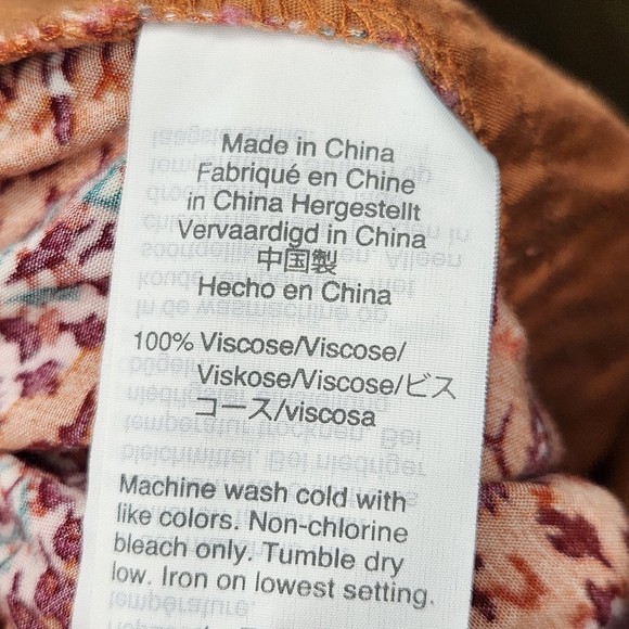 Madewell Woman’s Drapey Pull-On Shorts in Warm Paisley Size Medium - Picture 5 of 8